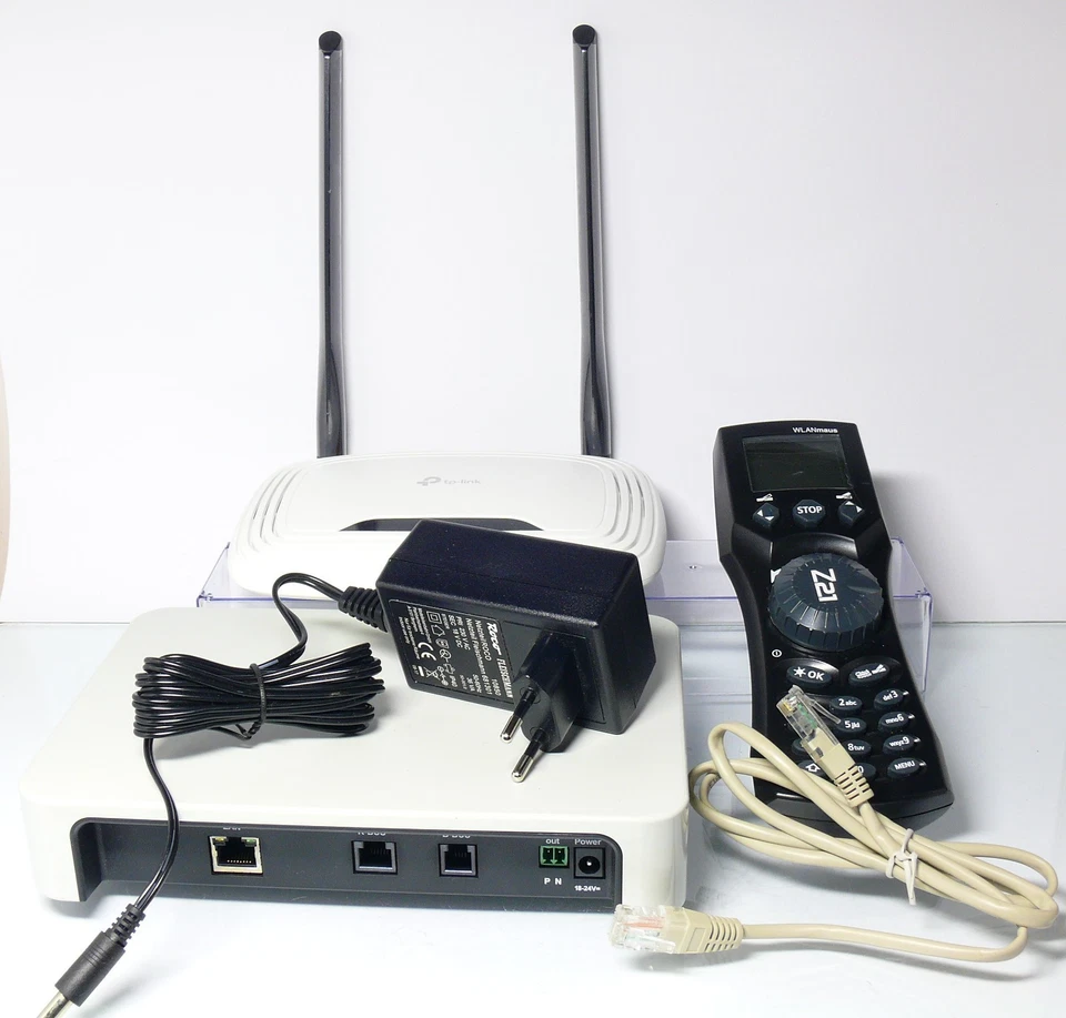 Roco/Fleischmann 10825 Digital Central z21 Remote Control Power Supply Router Cable - Image 3 of 4