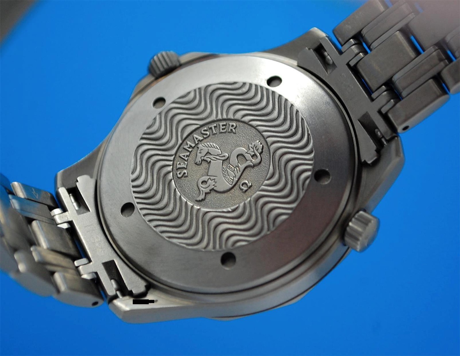 Mens Omega Seamaster Titanium 300M Professional Chronometer watch 41MM - 2231.80