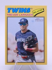 Trevor Larnach Twins 2026 Heritage Yellow Border #280 SP🔥