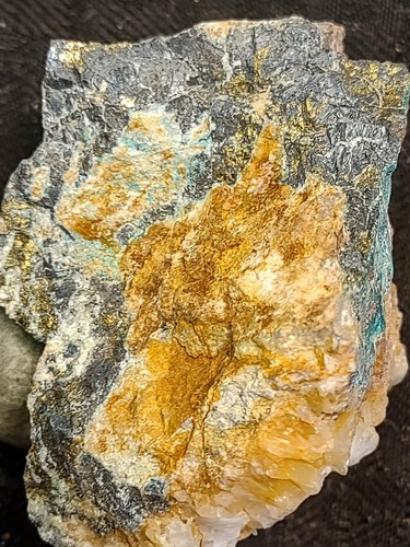 1lbs. Chrysocolla with lot's of Gold & Silver Pyrite Rough Green with Crystal's. - Picture 16 of 19