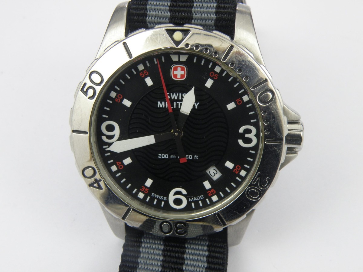 ウォマトロン Gents Wenger 7217X Professional Military Divers Watch - 200m | eBay UK