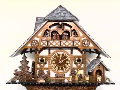 Kuckucksuhr Schwarzwaldhaus mit beweglichem Holzhacker und EN 3891/8  MT NEU