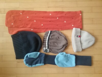 3 Mützen, Handschuhe, Schal ''Jack Wolfskin'' Kinder