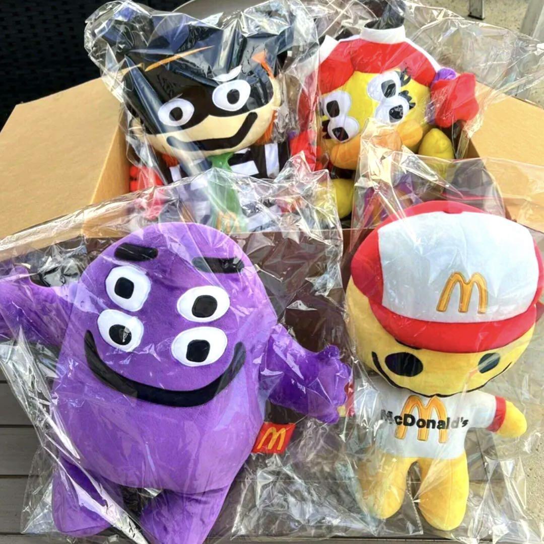 マクドナルド CPFM x McDonald's Set of 4 Plush