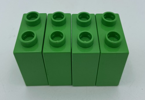 LEGO DUPLO Bulk Building Toy Brick: 1x2x2 GREEN Blocks *4-Piece Lot* #4066/76371 - Picture 3 of 4