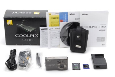 美品　Nikon COOLPIX S600 グレー　デジタルカメラ Near MINT in Box]Nikon COOLPIX S600 10.0MP Digital Camera
