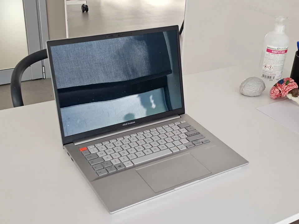 Asus Vivobook 14x OLED Intel i7 - 1 TB - RAM 16 GB- GeForce RTX 3050 4 GB- 1,4KG - Immagine 4 di 4