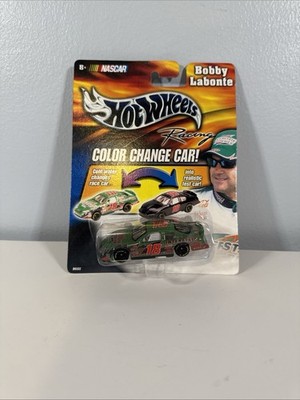 Hot Wheels NASCAR Color Change Car Kyle Petty 45 1:64 scale