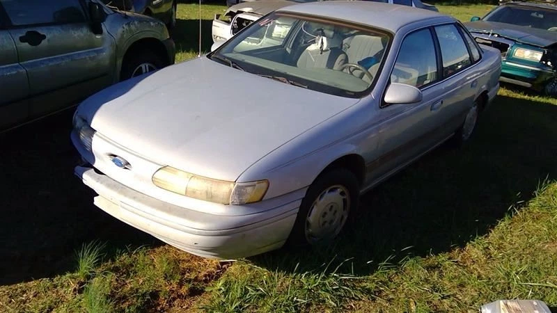 Driver Left Headlight GL Fits 92-95 Ford Taurus OEM - Image 2 of 4