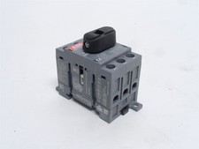 246087 Old-Stock; ABB OT16F3 Disconnect Switch; NON-Fused; 16A; 3P; 600VAC