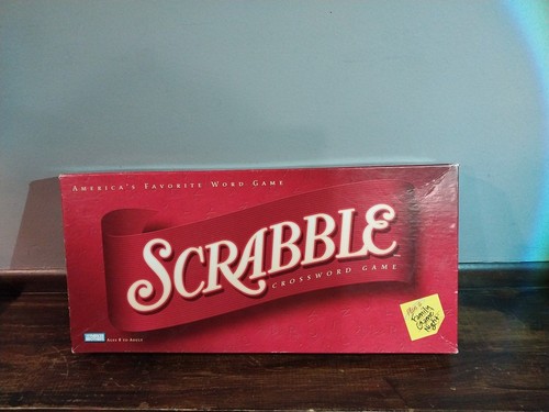 2001 HASBRO SCRABBLE BOARD GAME - Picture 1 of 5
