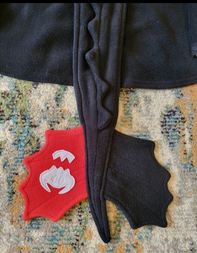 Custom Made OOAK HTTYD Toothless-Inspired Dragon Hooded Jacket, Youth Unisex 8/9 - Picture 12 of 12