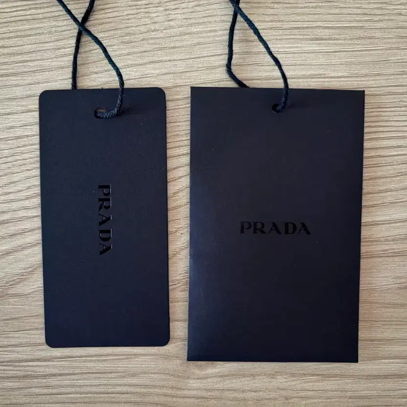 Prada Women's 23SS Nylon Hooded Jacket thumbnail 4