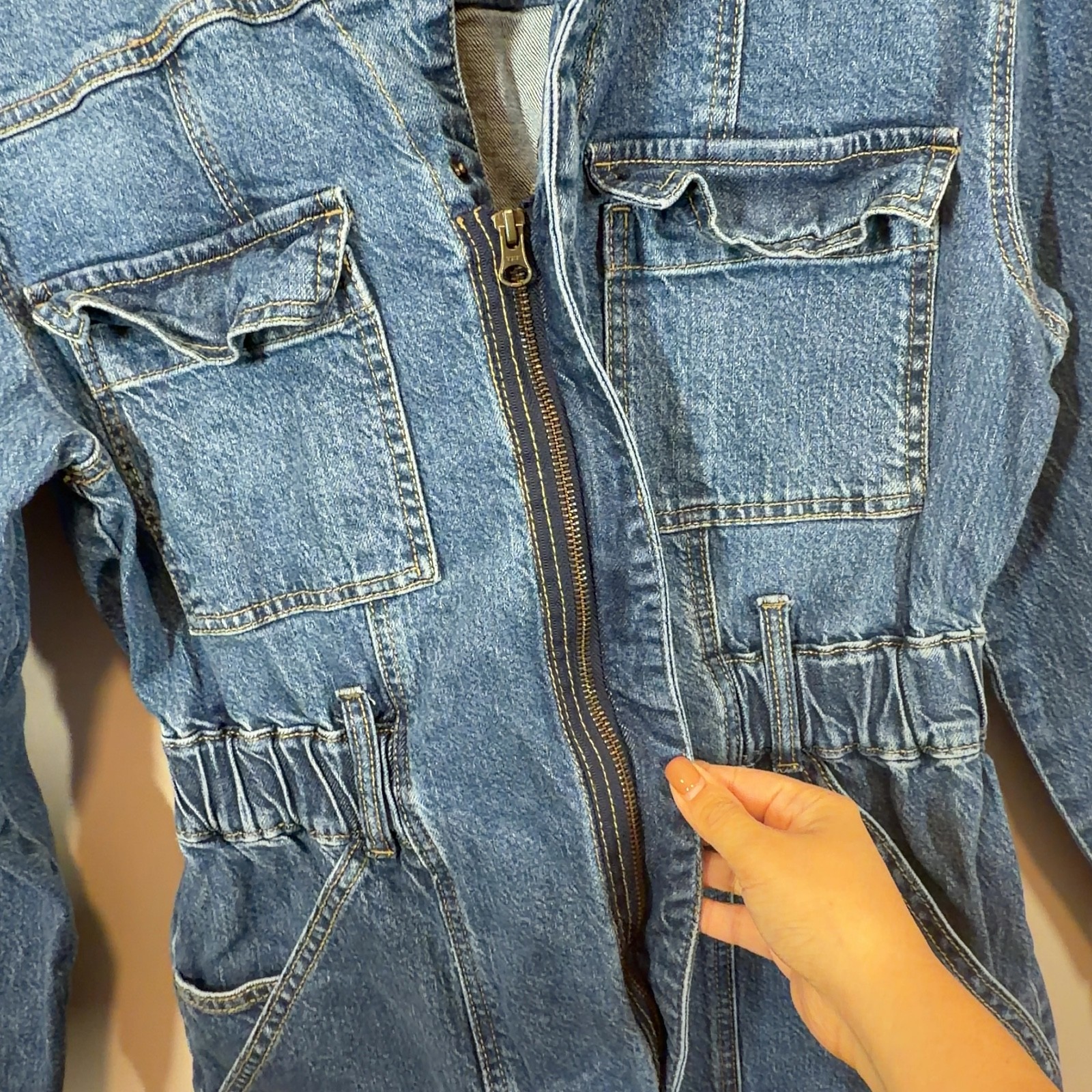 Universal Thread Blue Denim Utility Jumpsuit Wome… - image 4