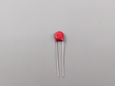(4) Varistors (MOV) V33ZA1, 26VDC, 20VAC, 250A, Harris