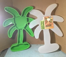 2007 KITCHEN COLLECTION 19" x 14"  PALM TREE CHIPS & DIP SERVER  9 COMPARTMENTS