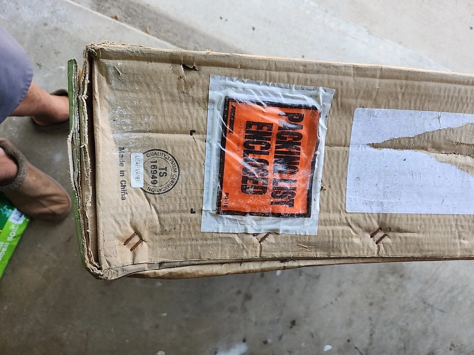 Dodge Grand Caravan 2012 montaje de radiador 755AD3222 OEM Foto 3 de 4