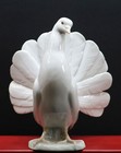 Lladro #1016 Porcelain White Fan Tail Dove Glossy Figurine - 7.75" Tall, Spain