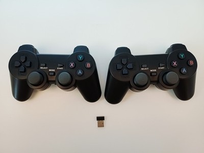 2 x 2,4Ghz Wireless Gamepad Controller für Game Stick Lite 4K, 1 defekt.