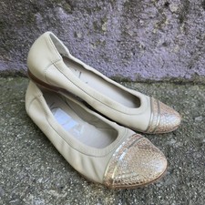 AGL cap toe Elegant Cream and Gold Women's Flats 39/9