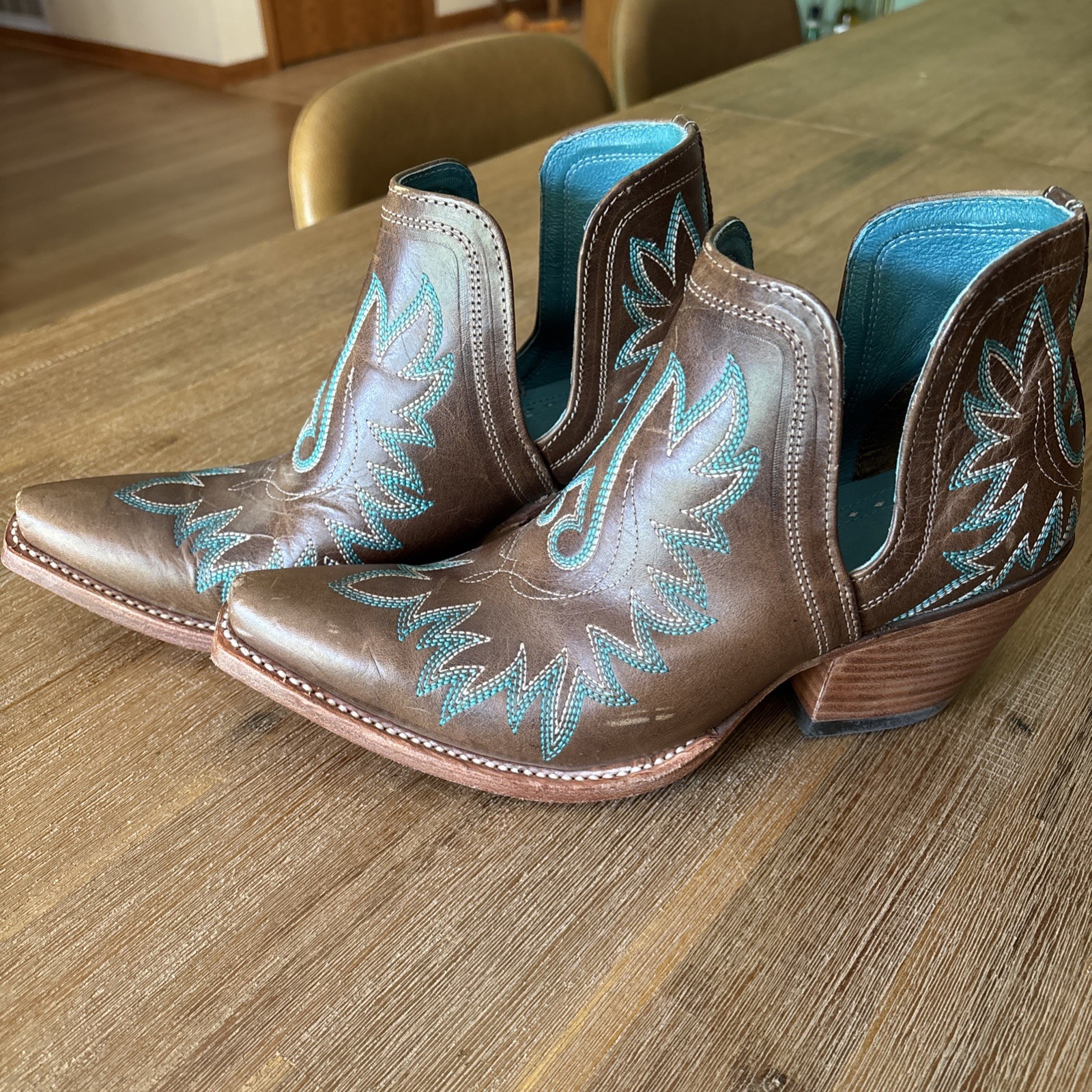 Ariat Dixon Turquoise Brown Western Booties for Women Size 8.5B