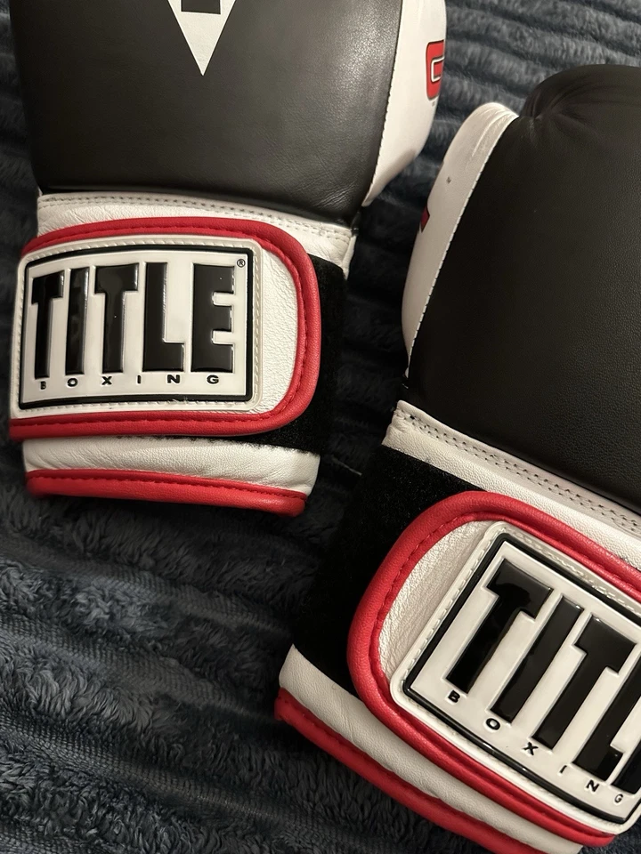 Guantes de Boxeo Title Forzados con GEL Negro Grande GFWG2 4 Envolturas Foto 3 de 4
