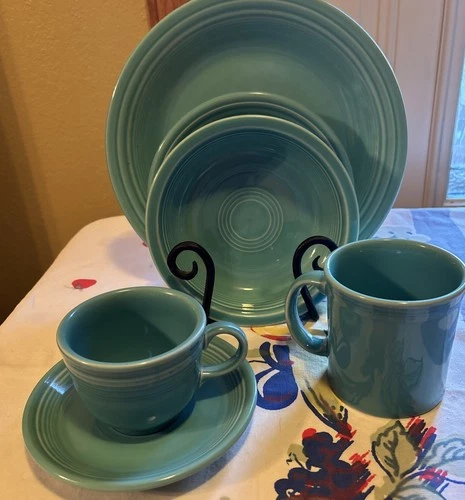 Fiesta 5-Piece Place Setting plus coffee mug Turquoise Dinnerware USA 1990s