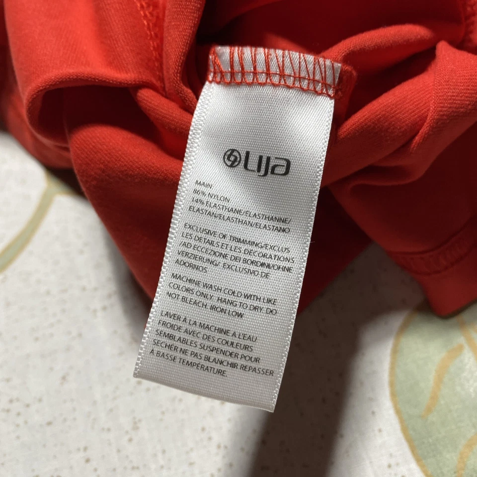 Lija Skort женщин S маленький красный плоский спереди сделано Канада внутренний шорты юбка - Изображение 3 из 4