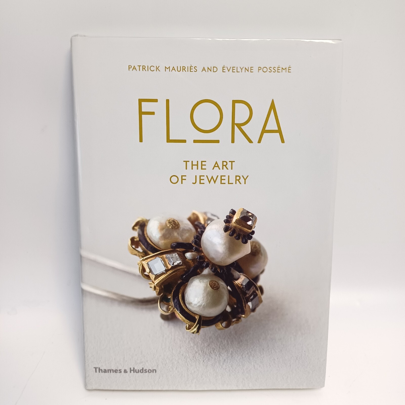 Flora The Art of Jewelry - Patrick Mauries Evelyne Posseme Thames and Hudson OOP