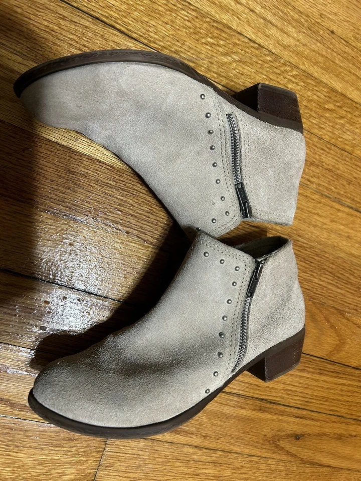 Minnetonka Brie ботинок женщин 7 стороны молнии гвоздики бежевый кожаный ботинок замши - Изображение 3 из 4