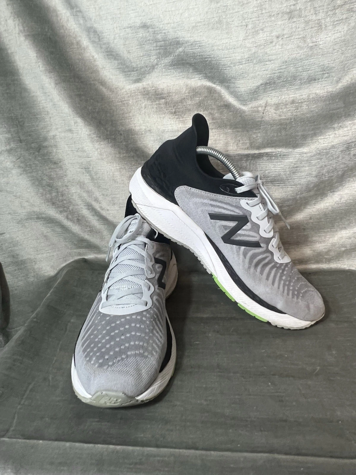 #3295. Sneakers New Balance Fresh Foam Uomo Grigio Nero. Taglia 11