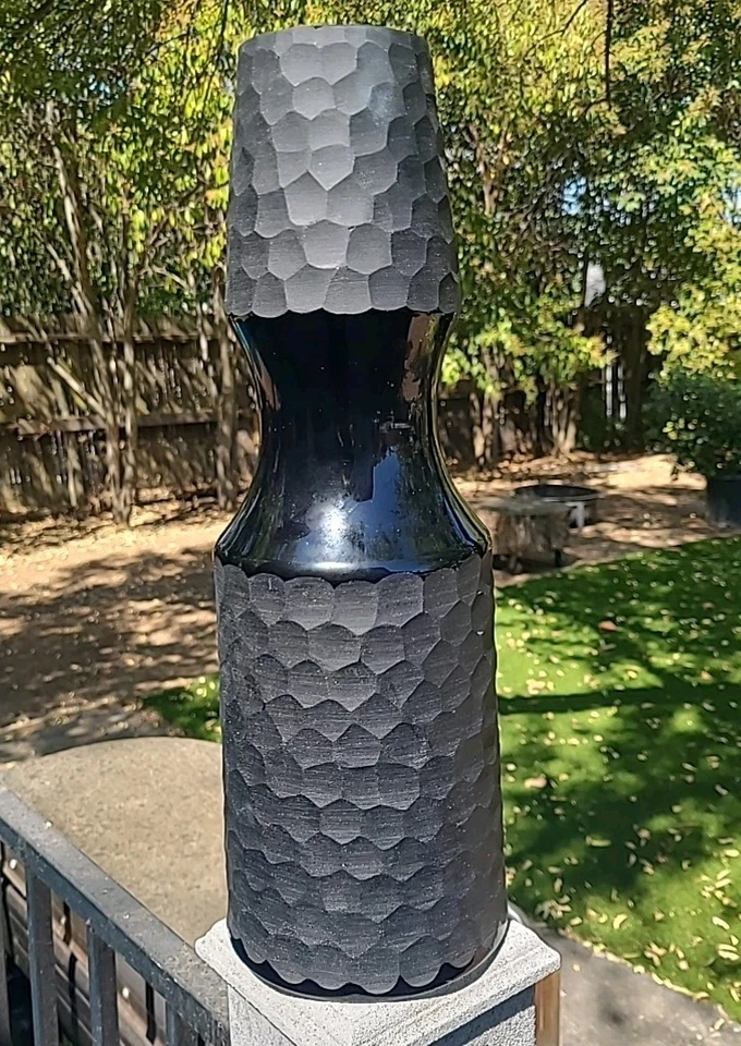 Jarrón grande de basalto MCM diseño cian en vidrio negro mate y brillante Foto 2 de 4