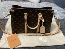 Louis Vuitton Monogram Soufflot MM w/ Strap