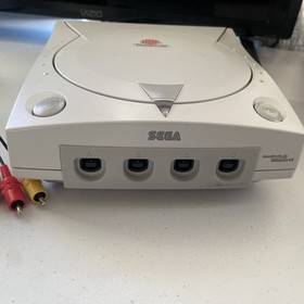 Sega Dreamcast Complete Bundle - Console, Controller And Cords Clean Tested Good