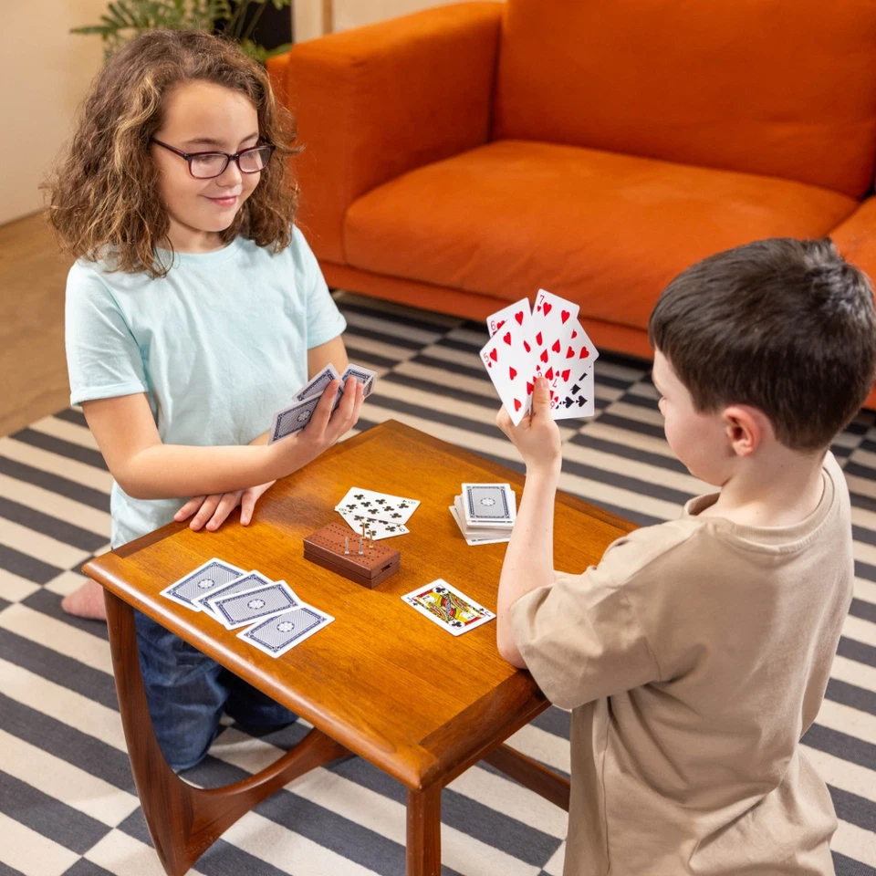 Toyrific | Cribbage Wooden Traditional Board Game with Cards, Boards and Pins - Image 2 of 4