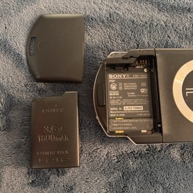Sony PlayStation PSP 1000Console with Charger/New Battery Region Free