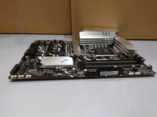 ASUS PRIME Z790-P WIFI Motherboard - For Parts, Signs of Use - Afbeelding 13 van 17