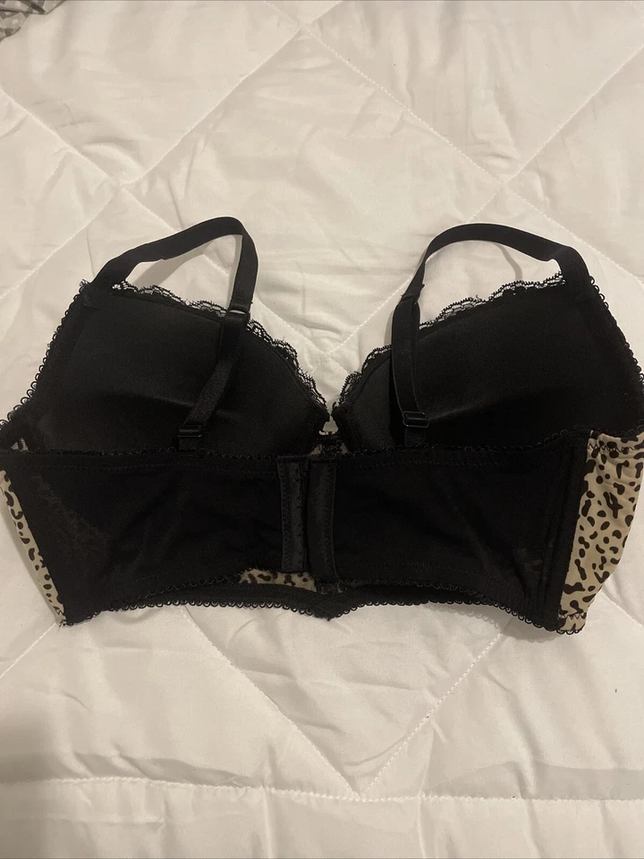 Sujetador Kim Kardashian Longline 34D Foto 3 de 4