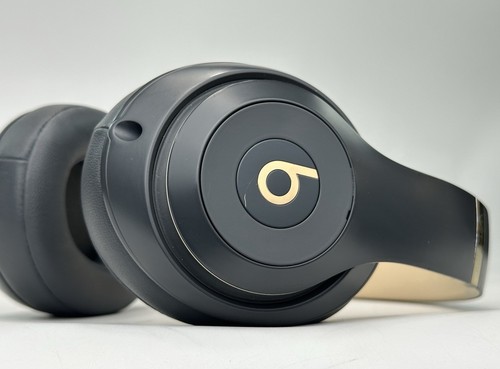 Beats by Dr. Dre Studio3 Wireless Headset Shadow Gray + Case CLEANED TESTED - Picture 12 of 14