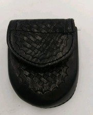 Vintage SAFARILAND basket weave HANDCUFF POUCH black leather 90V police TOOLED