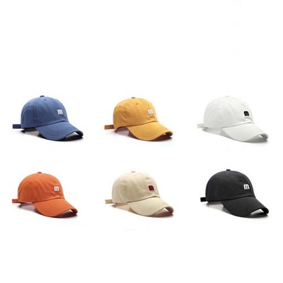 Modische M Buchstaben Baseball Cap mit verbreiterter Krempe für einen schmeiche