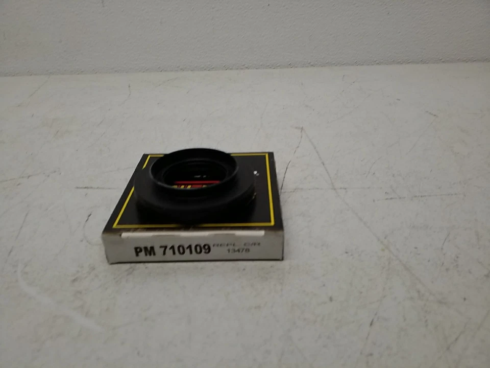 Parts Master PM710109 Output Shaft Seal – Manual Transmission Multi‑Lip Shaft - Image 2 of 4