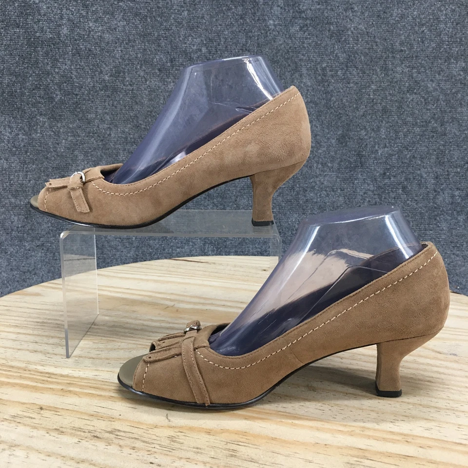 Whats What by Aerosoles Sandals Womens 8.5 Tan Kiltie Pump Suede Peep Toe Heels - Image 2 of 4