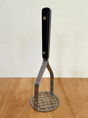 Retro FLINT ARROWHEAD Stainless Steel Potato/Veggie Masher Black CompositeHandle