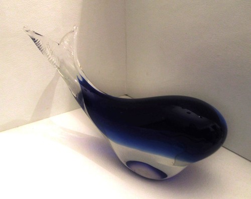 CRYSTAL Art Glass HUGE WHALE FIGURINE Beautiful Blue Color GR8 Beach Decor - Picture 7 of 8