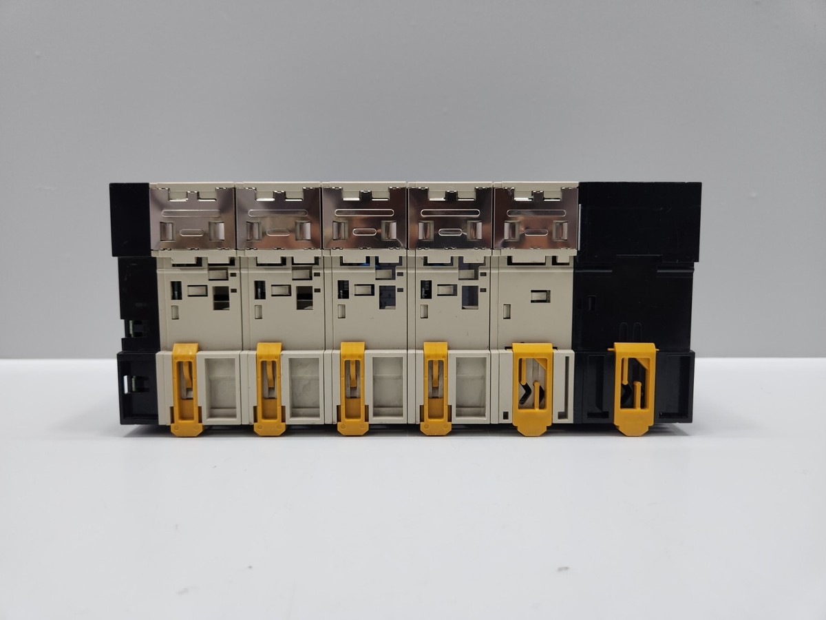 OMRON CJ1W-PA202 CJ1M-CPU11 IA111 OC201 SYSMAC PROGRAMMABLE OMRON CJ1W-PA202 CJ1M-CPU11 IA111 OC201 SYSMAC PROGRAMMABLE