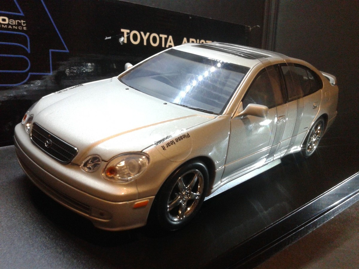 【最終セール】激レア 1/18 AUTOart トヨタ アリスト 300V 激レア 1/18 AUTOart トヨタ アリスト 300V｜Yahoo!フリマ（旧