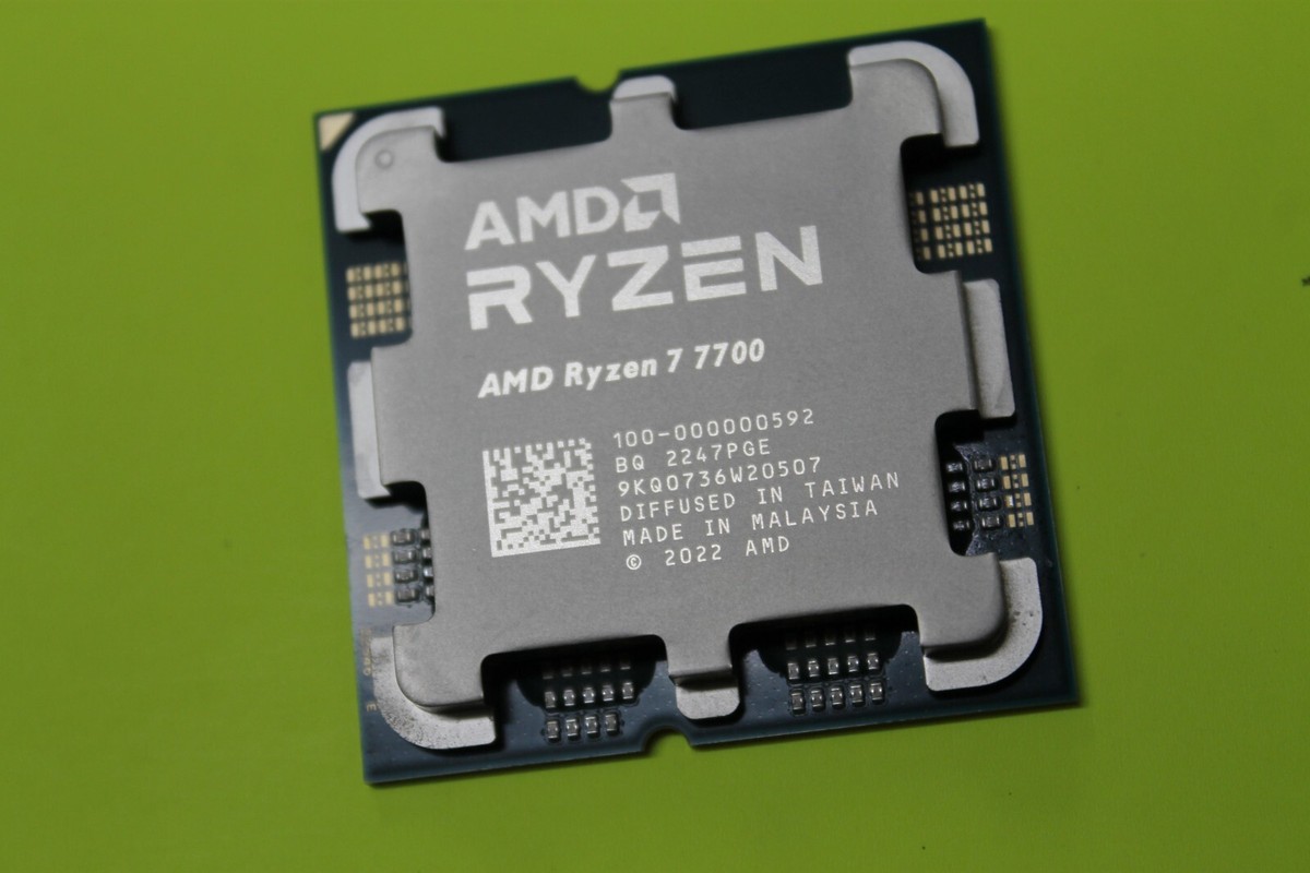 AMD Ryzen 7 7700 Processor CPU (Up to 5.3 GHz 8 Cores, LGA AMD Ryzen 7 7700 Processor CPU (Up to 5.3 GHz 8 Cores, LGA