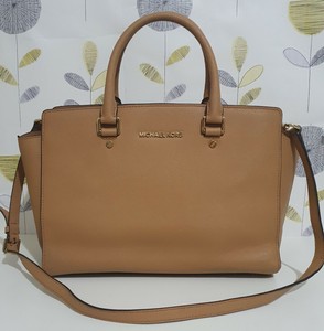 beige satchel