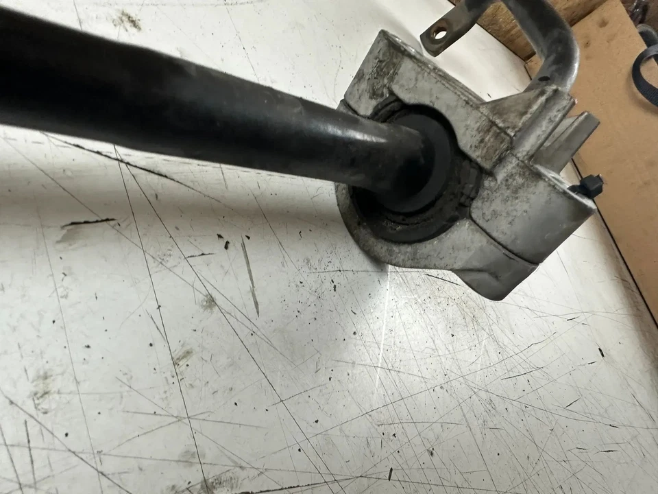 BMW F01 F10 F07 F12 F06 F11 X-DRIVE STABLISATOR VORNE DYNAMIC DRIVE 6781424 - Bild 4 von 4